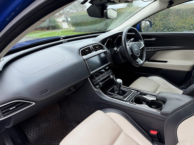 Used Jaguar XE 2019 for sale - 77164678: Photo 17