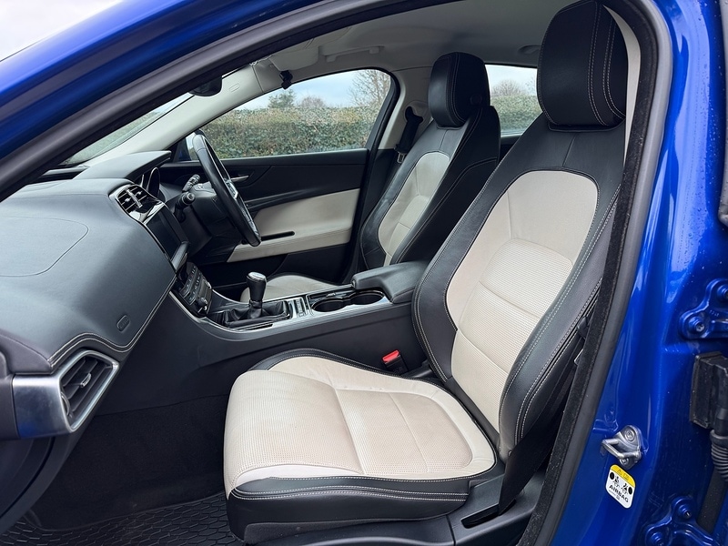 Used Jaguar XE 2019 for sale - 77164678: Photo 18