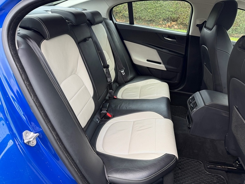 Used Jaguar XE 2019 for sale - 77164678: Photo 21