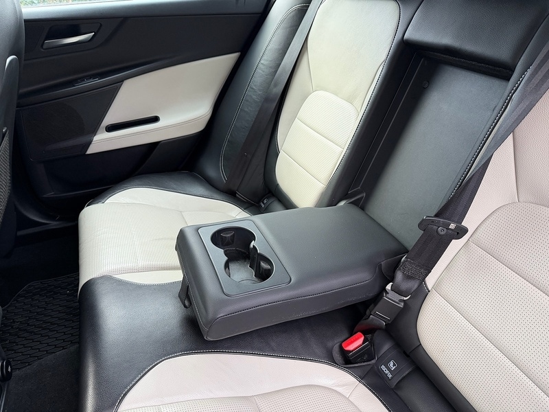 Used Jaguar XE 2019 for sale - 77164678: Photo 36