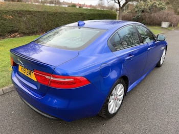 Used Jaguar XE 2019 for sale - 77164678: Photo
