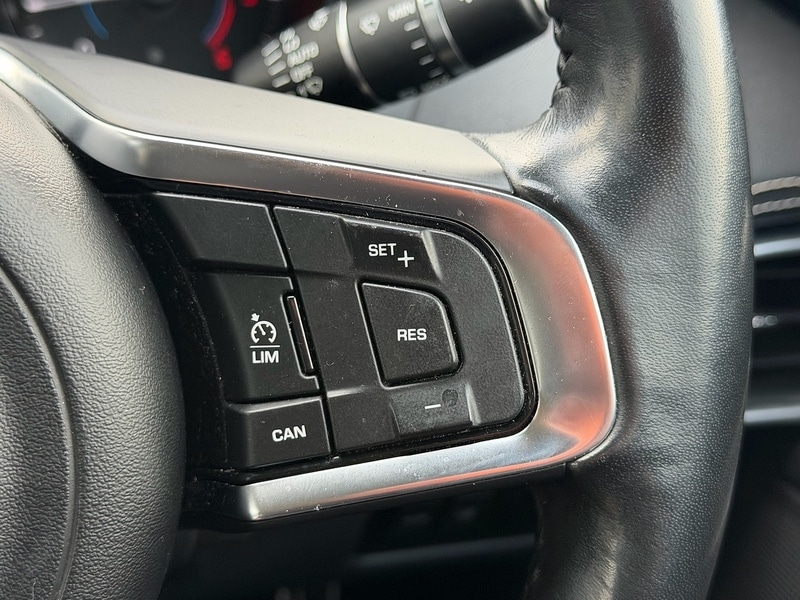 Used Jaguar XE 2019 for sale - 77164678: Photo 42