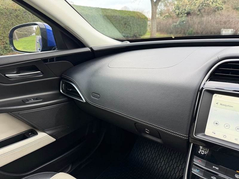 Used Jaguar XE 2019 for sale - 77164678: Photo 45