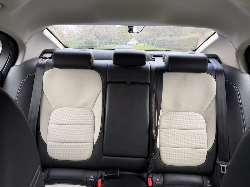 Used Jaguar XE 2019 for sale - 77164678: Photo 47