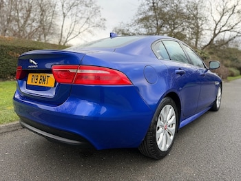 Used Jaguar XE 2019 for sale - 77164678: Photo