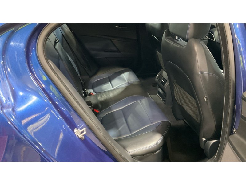 Used Jaguar XE 2015 for sale - 76859868: Photo 8