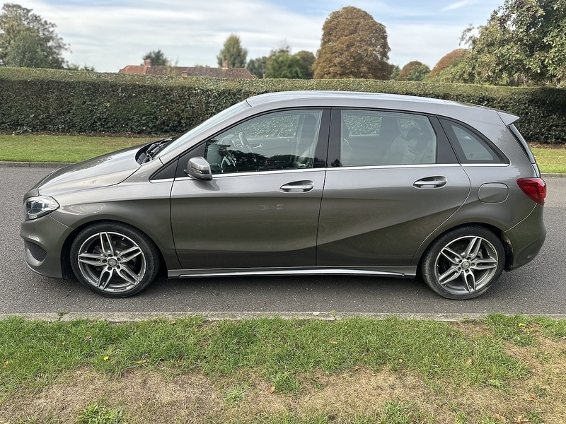 Used Mercedes-Benz B Class 2017 for sale - 76599949: Photo 9