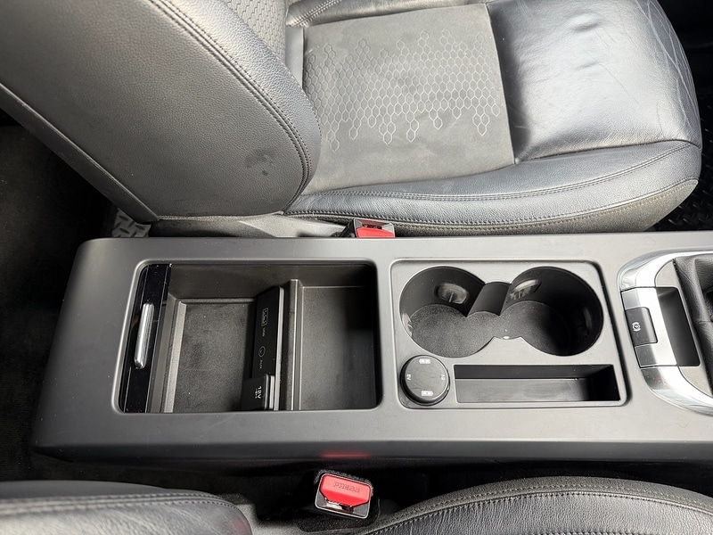 Used Land Rover Discovery Sport 2017 for sale - 76919755: Photo 32