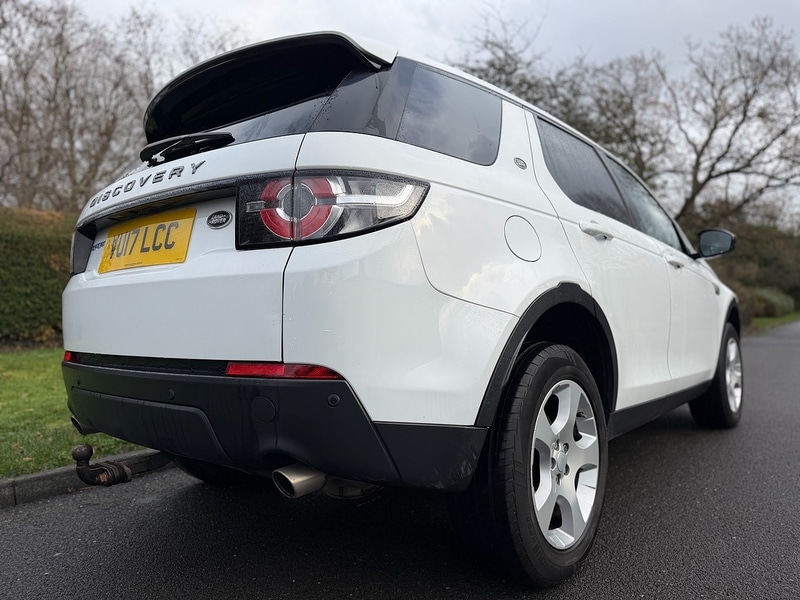 Used Land Rover Discovery Sport 2017 for sale - 76919755: Photo 4