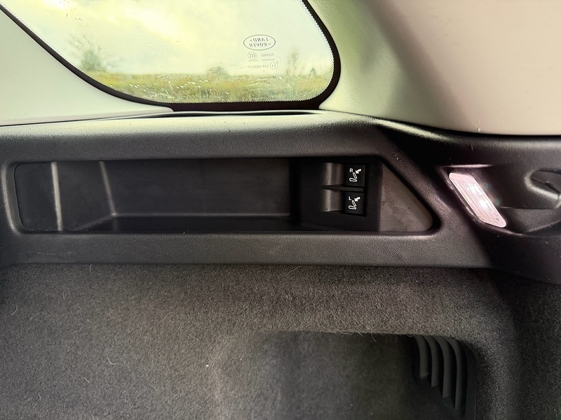 Used Land Rover Discovery Sport 2017 for sale - 76919755: Photo 44