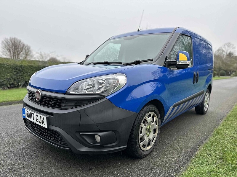 Used Fiat Doblo 2017 for sale - 76029780: Photo 11