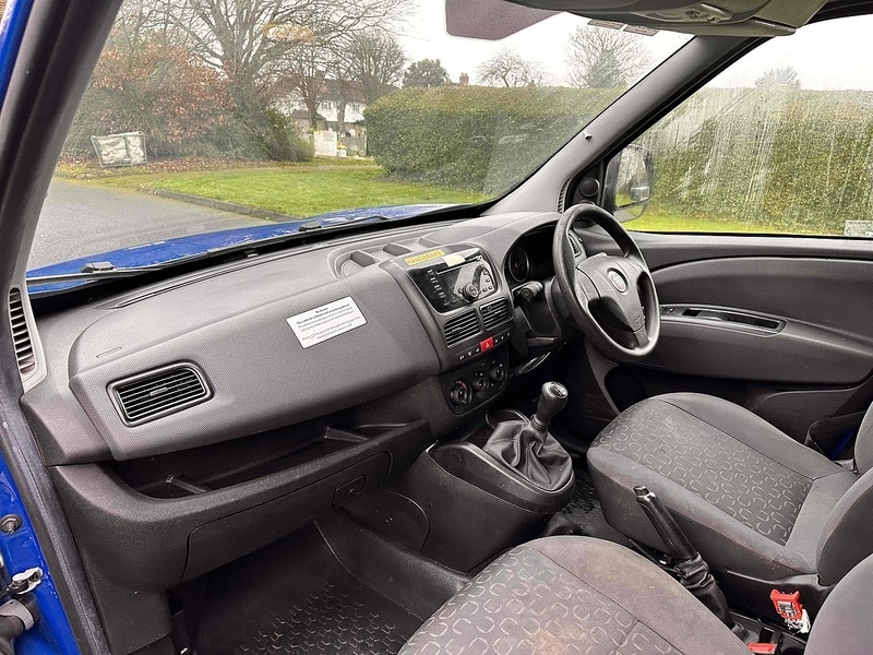 Used Fiat Doblo 2017 for sale - 76029780: Photo 17