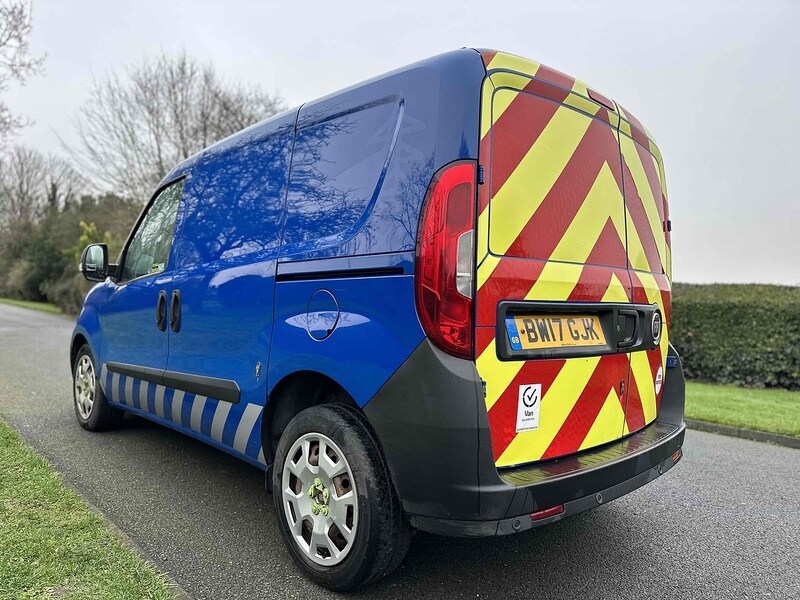 Used Fiat Doblo 2017 for sale - 76029780: Photo 8