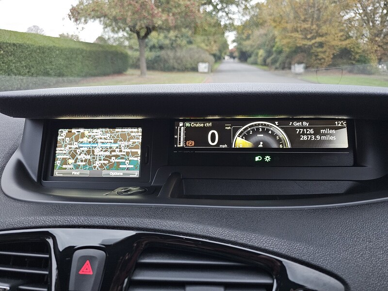 Used Renault Grand Scenic 2015 for sale - 76298535: Photo 10