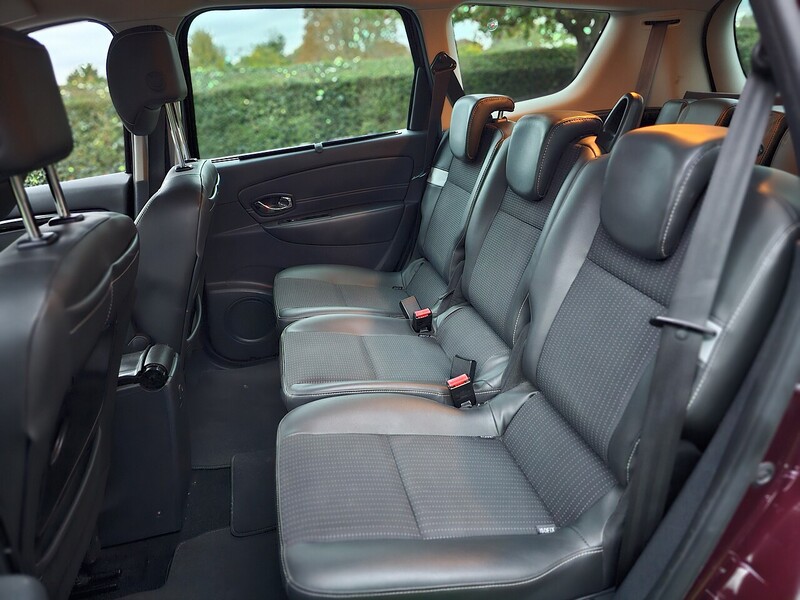 Used Renault Grand Scenic 2015 for sale - 76298535: Photo 25