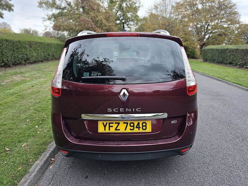 Used Renault Grand Scenic 2015 for sale - 76298535: Photo 4