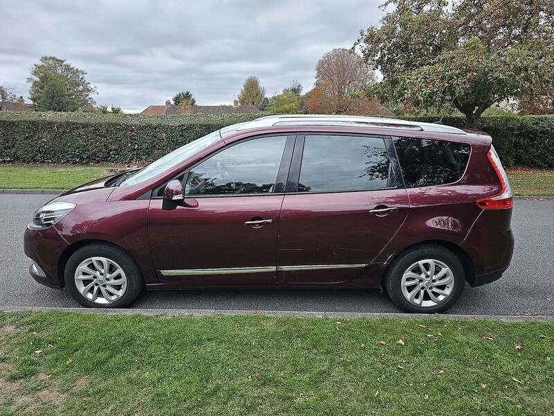 Used Renault Grand Scenic 2015 for sale - 76298535: Photo 7