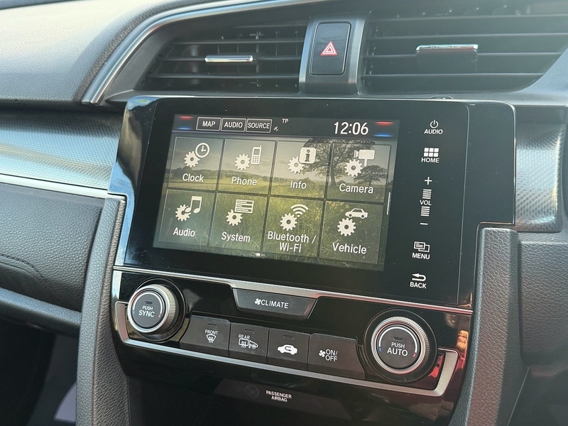 Used Honda Civic 2017 for sale - 77227904: Photo 50