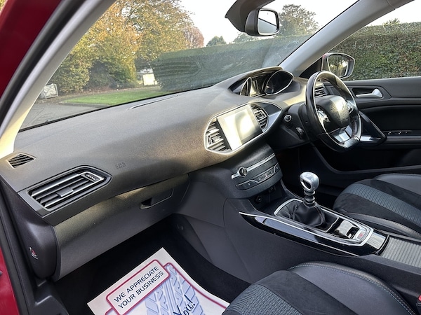 Used Peugeot 308 2019 for sale - 76170178: Photo 17