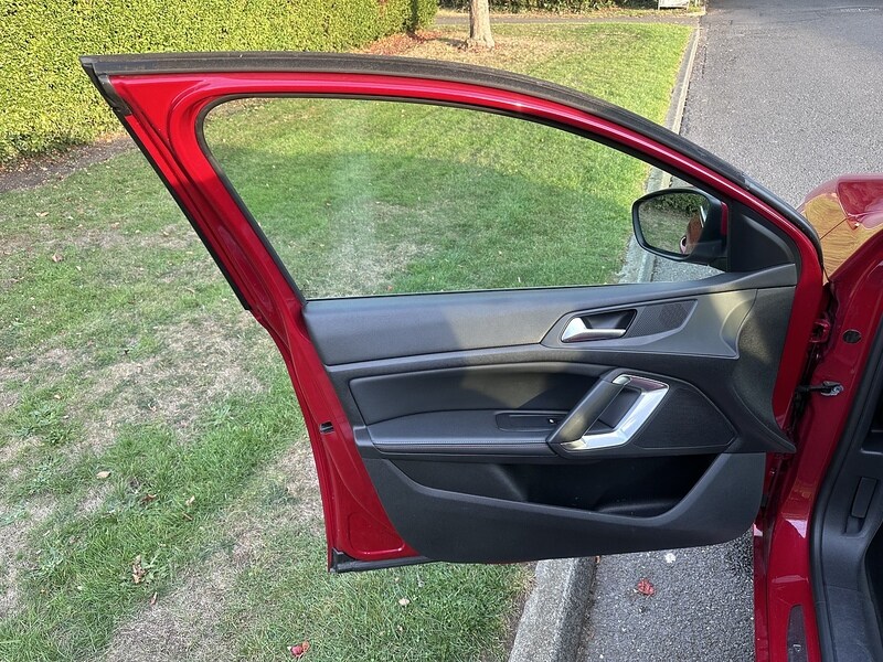 Used Peugeot 308 SW 2019 for sale - 76170178: Photo 25