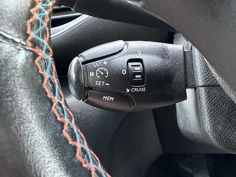 Used Peugeot 308 SW 2019 for sale - 76170178: Photo 38