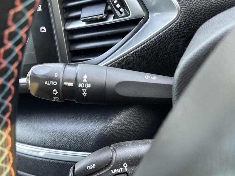 Used Peugeot 308 SW 2019 for sale - 76170178: Photo 52