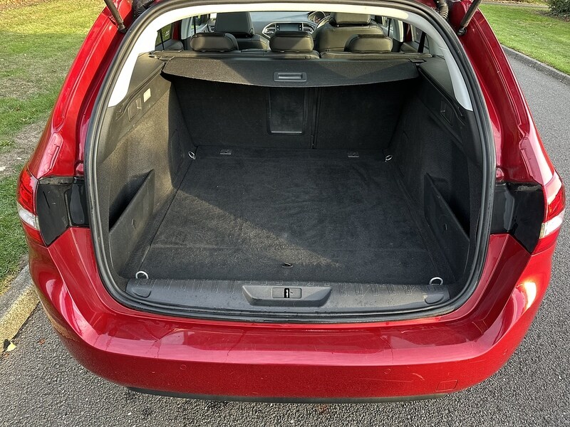 Used Peugeot 308 SW 2019 for sale - 76170178: Photo 6