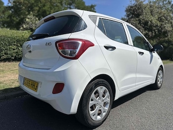 Used Hyundai i10 2015 for sale - 75549130: Photo
