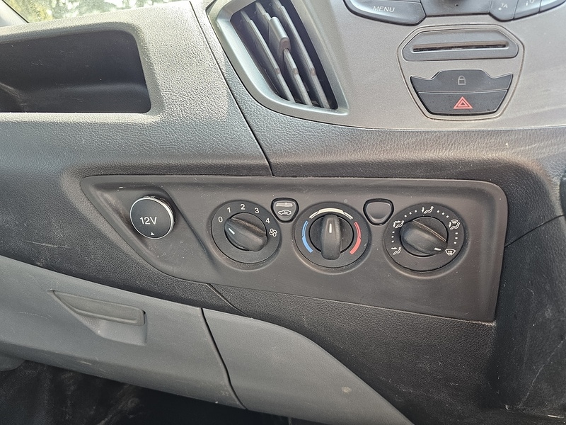 Used Ford Transit Custom 2017 for sale - 75556853: Photo 17