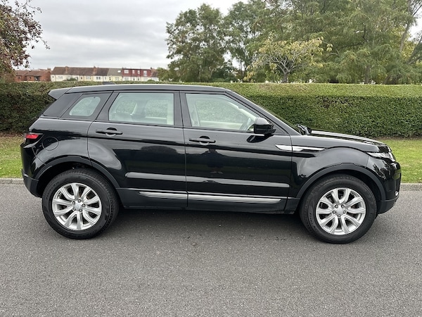 Used Land Rover Range Rover Evoque 2017 for sale - 76193916: Photo 2