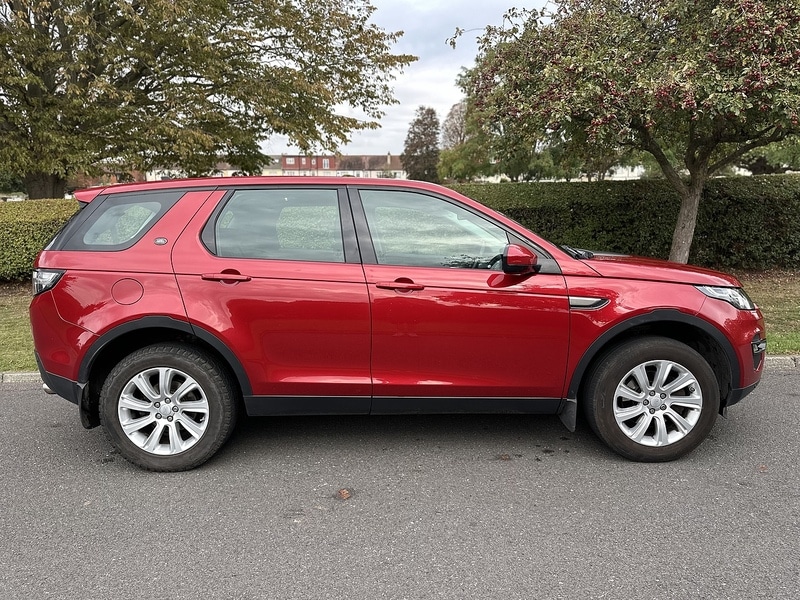 Used Land Rover Discovery Sport 2016 for sale - 76141963: Photo 2