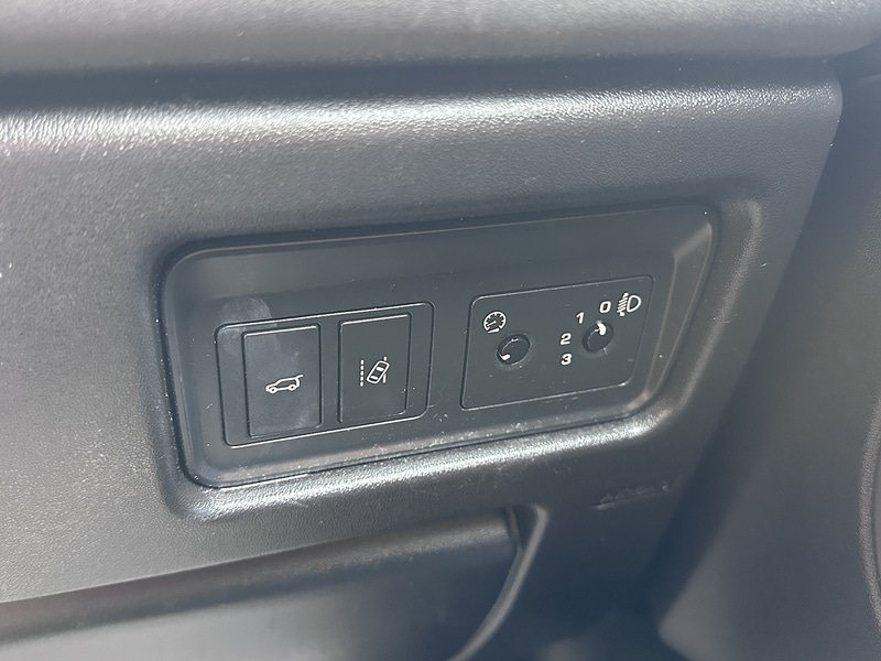 Used Land Rover Discovery Sport 2016 for sale - 76141963: Photo 32