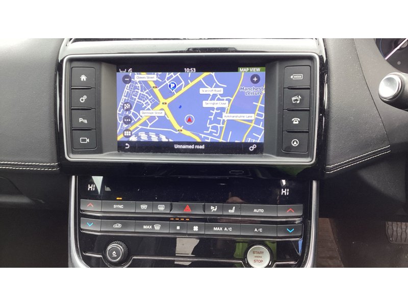 Used Jaguar XE 2017 for sale - 77635236: Photo 10