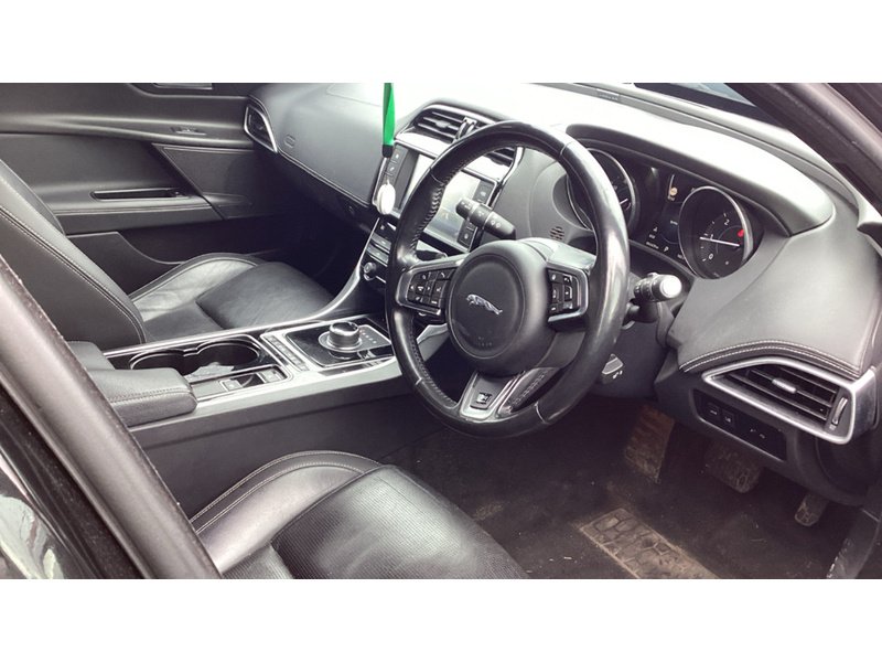 Used Jaguar XE 2017 for sale - 77635236: Photo 7