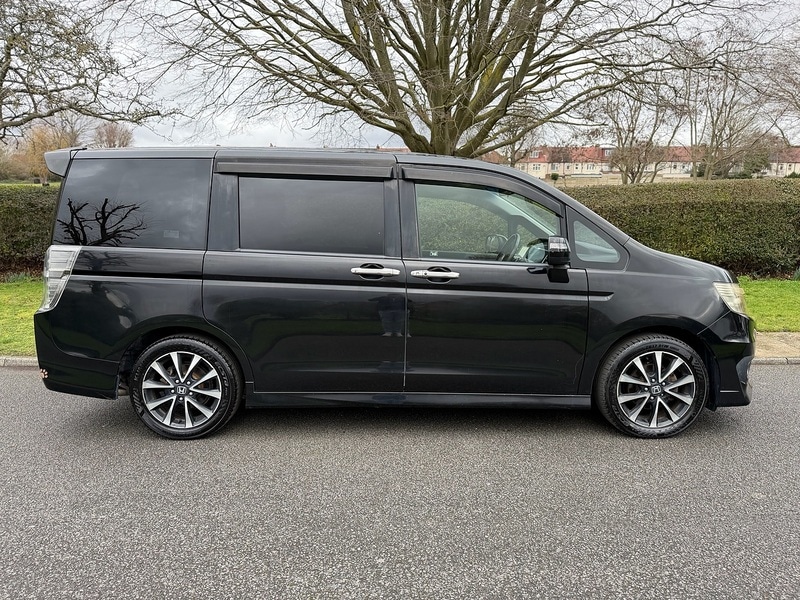 Used Honda Stepwagon 2026 for sale - 77616010: Photo 2