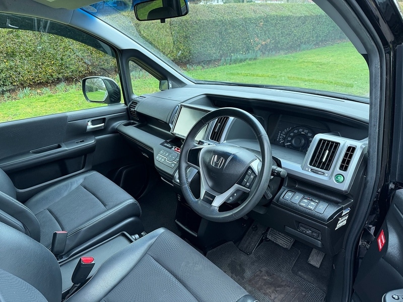 Used Honda Stepwagon 2026 for sale - 77616010: Photo 23