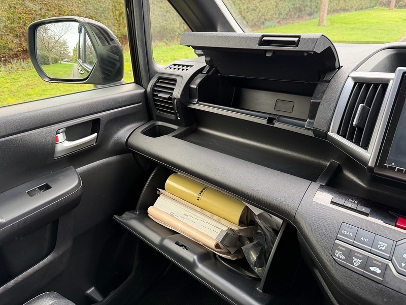 Used Honda Stepwagon 2026 for sale - 77616010: Photo 38