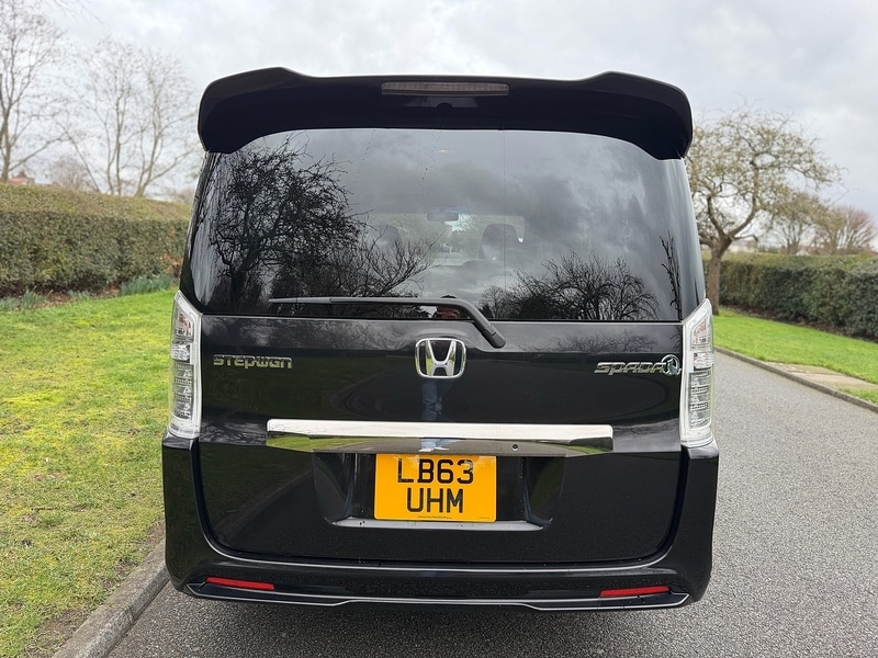 Used Honda Stepwagon 2026 for sale - 77616010: Photo 5