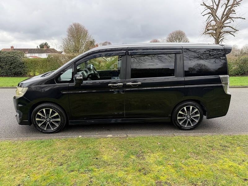 Used Honda Stepwagon 2026 for sale - 77616010: Photo 9