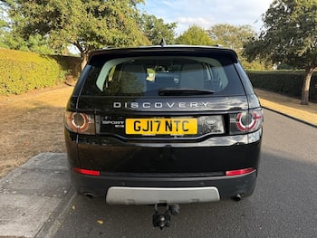 Used Land Rover Discovery Sport 2017 for sale - 79648413: Photo