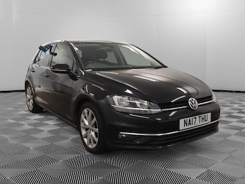 Used Volkswagen Golf 2017 for sale - 75604703: Photo