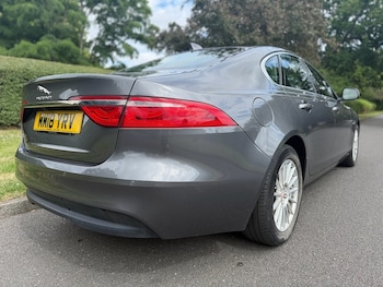 Used Jaguar XF 2018 for sale - 78968028: Photo