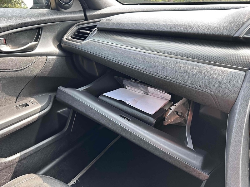 Used Honda Civic 2018 for sale - 76893049: Photo 31