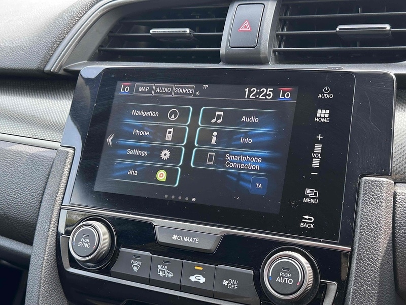 Used Honda Civic 2018 for sale - 76893049: Photo 35