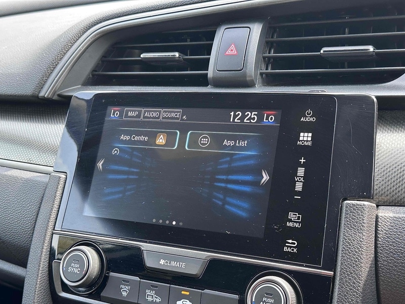 Used Honda Civic 2018 for sale - 76893049: Photo 37