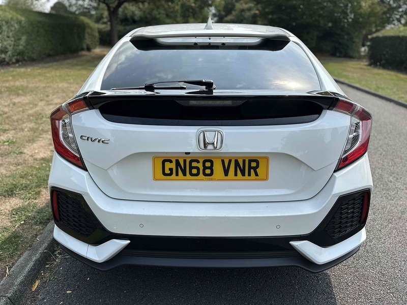 Used Honda Civic 2018 for sale - 76893049: Photo 5