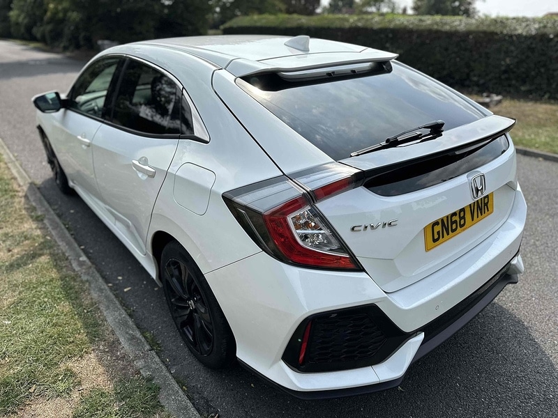 Used Honda Civic 2018 for sale - 76893049: Photo 7