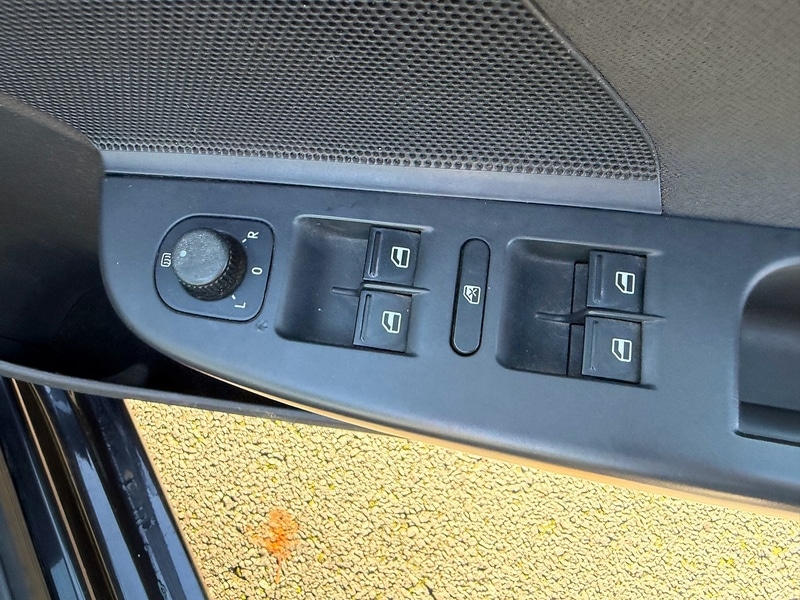 Used Volkswagen Golf 2007 for sale - 76662434: Photo 25