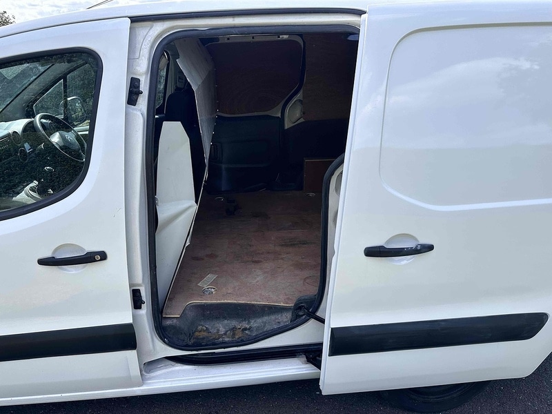 Used Citroen Berlingo 2017 for sale - 77579536: Photo 22