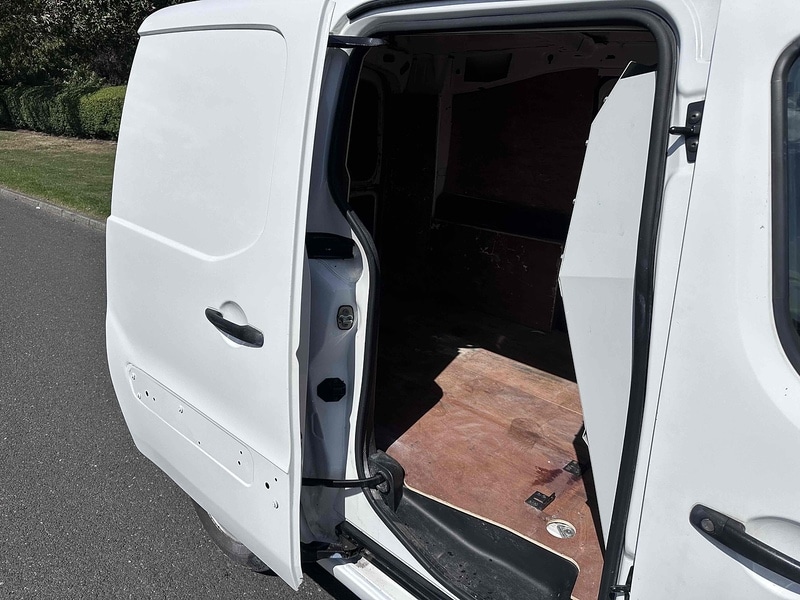 Used Citroen Berlingo 2017 for sale - 77579536: Photo 24